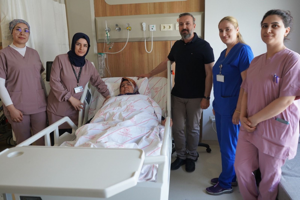 Adıyaman’da V-Notes ile Rahim Alma Operasyonu
