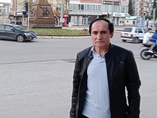 Samsat’ta okul müdürü görevi başında vefat etti.
