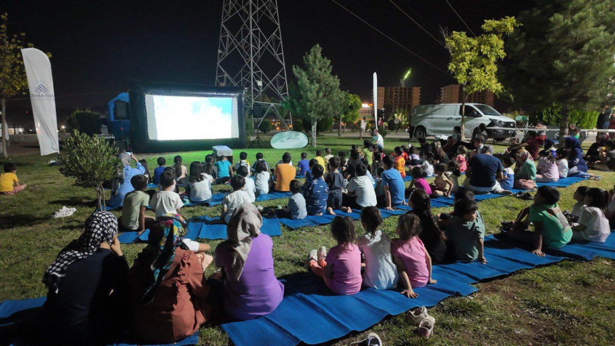 Adıyaman’da Açık Hava Sinema Gösterisi