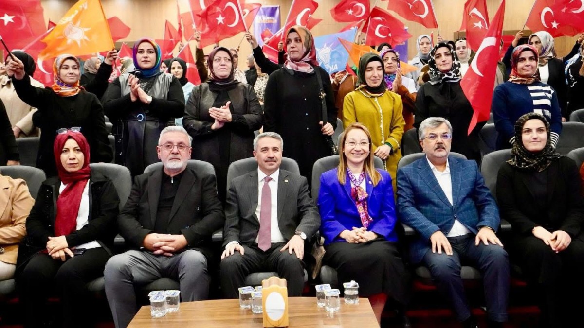 Alkayış: Kadın Kollarımızın Yaptığını Başka Partilerin Ana Kadroları Yapamaz