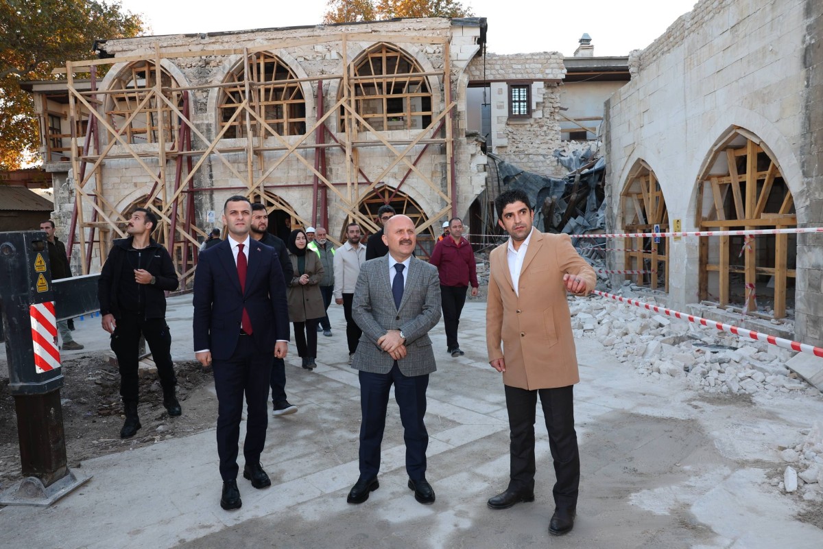Tuz Hanı Restorasyon Çalışması Devam Ediyor