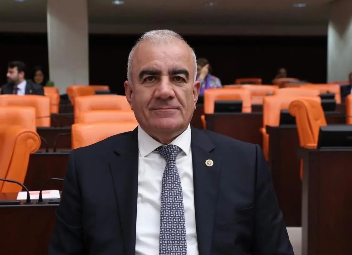 Özhan'dan 10 Aralık İnsan Hakları Günü Mesajı