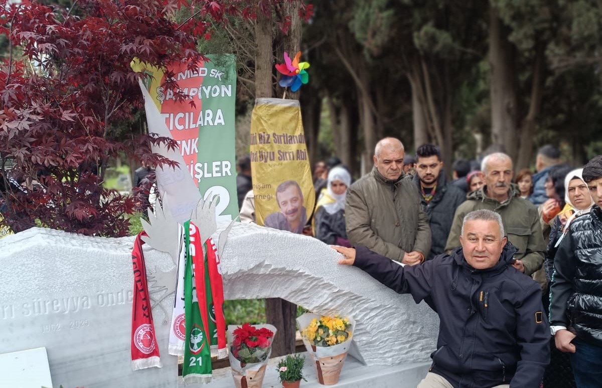 ÖNDER, MEZARI BAŞINDA ANILDI