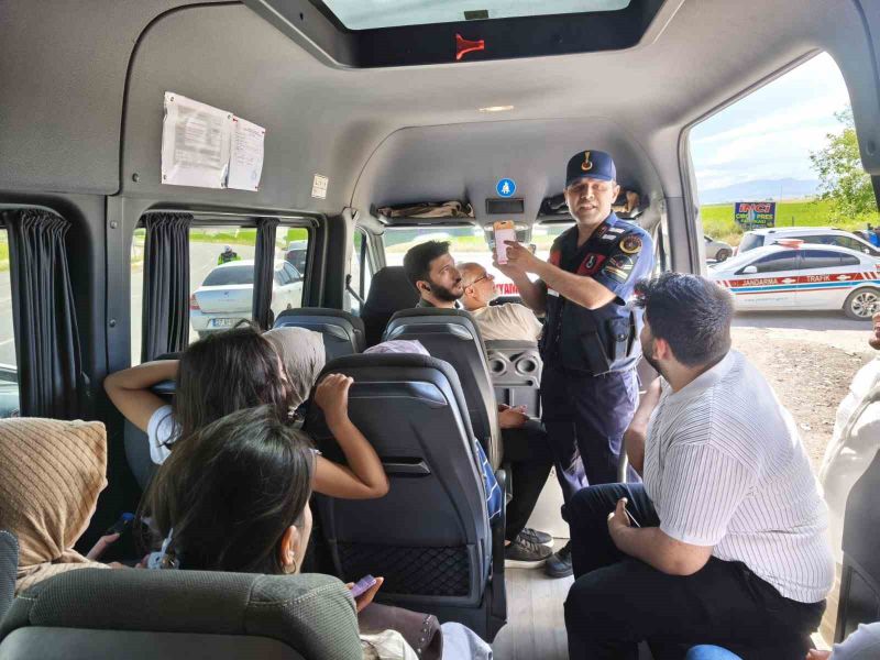 Jandarma, “Hayat 112 Acil” Uygulaması Hakkında Bilgilendirme Yaptı