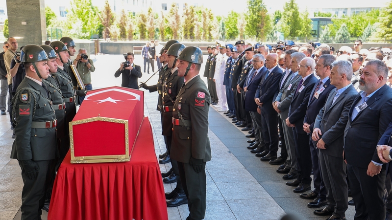 Kılıçdaroğlu, Fevzi Tunç Türeli'nin Cenaze Törenine Katıldı