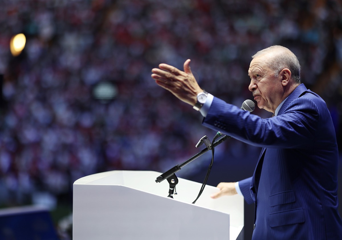 “Ülkemizin yarınlarına yön tayin edecek gençlerimizin en iyi şekilde yetişmesi için tüm gücümüzle çalışıyoruz”