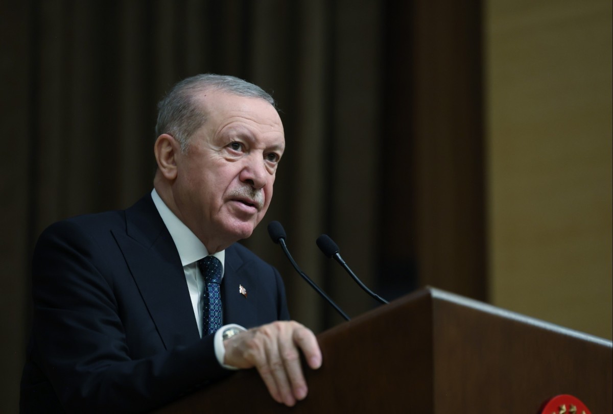 “Türkiye'nin kılına zarar gelmemesi için gecemizi gündüzümüze katıyoruz”