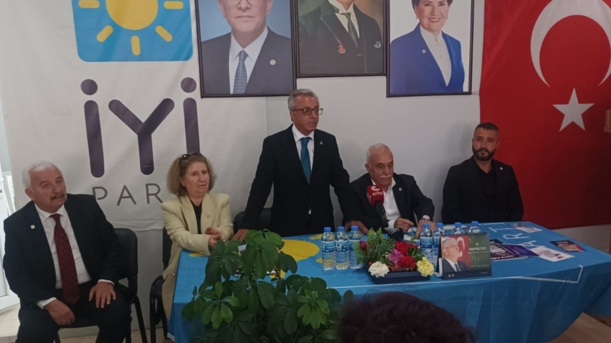 Dervişoğlu’nun çağrısının ardından Fakıbaba, İYİ Parti’den ve milletvekilliğinden istifa etti