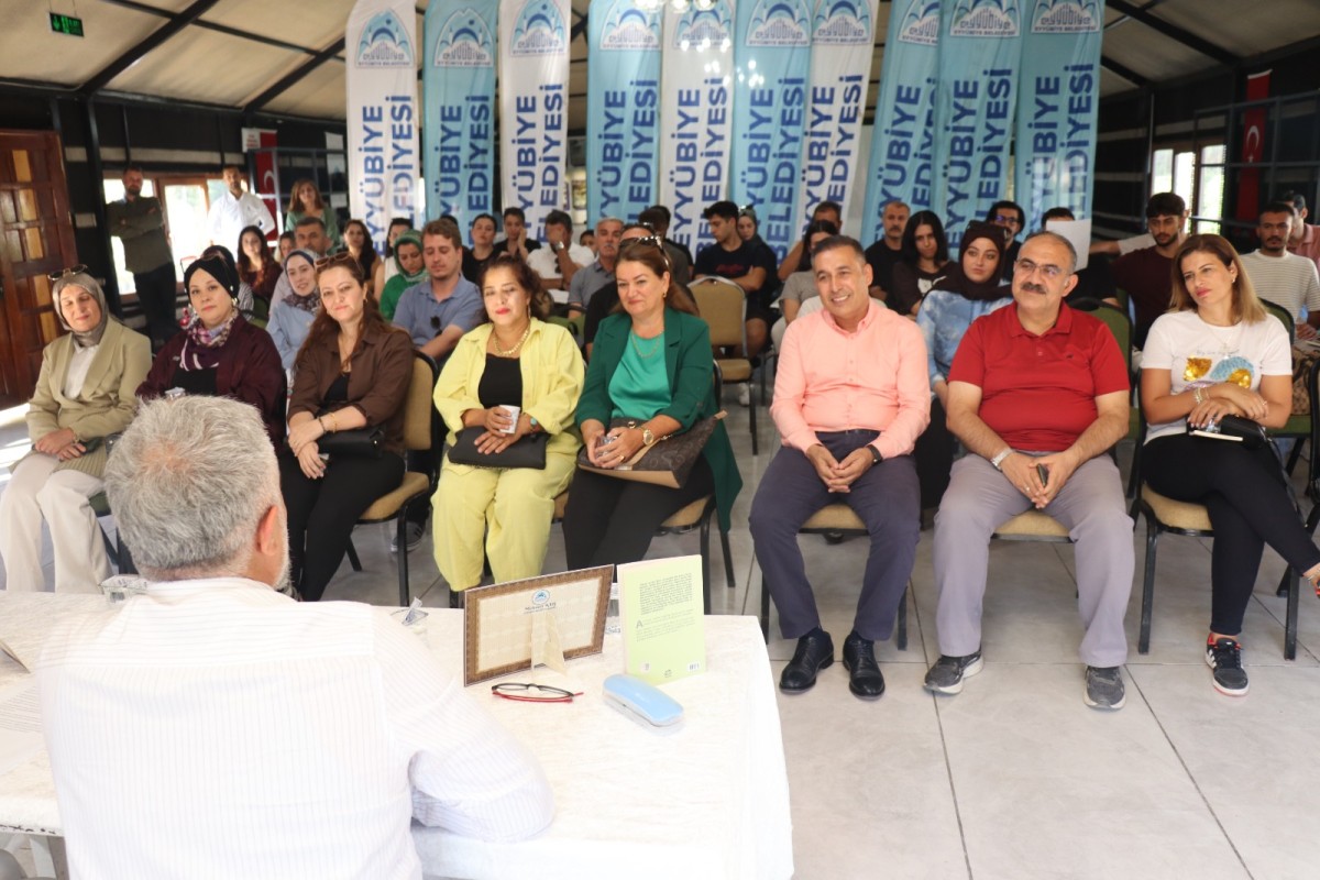 YAZAR ALİ AYÇİL ŞANLIURFALI OKURLARIYLA BULUŞTU